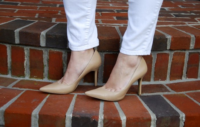 Nude pums: los zapatos que debes tener esta temporada