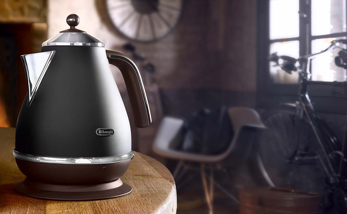 HERVIDOR DELONGHI KBO-2001BK