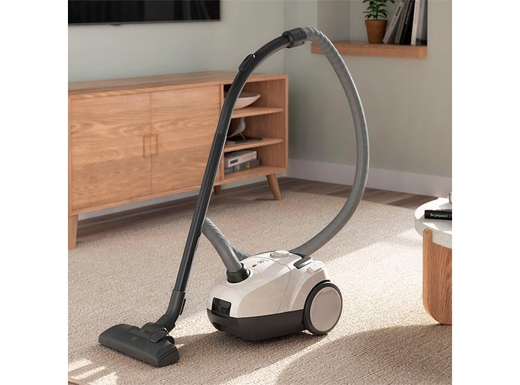 ASPIRADORA TRINEO ELECTROLUX SONIC BGG10 - 6