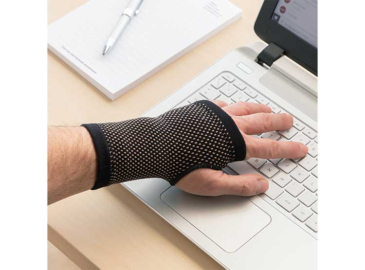 MUÑEQUERA DE SUJECION CON HILOS DE COBRE Y CARBON DE BAMBU WRISTCARE INNOVAGOODS - 5