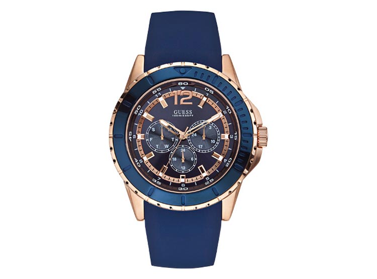 Guess Maverick Blue Dial Blue Rubber Strap Watch for Men - W0485G1