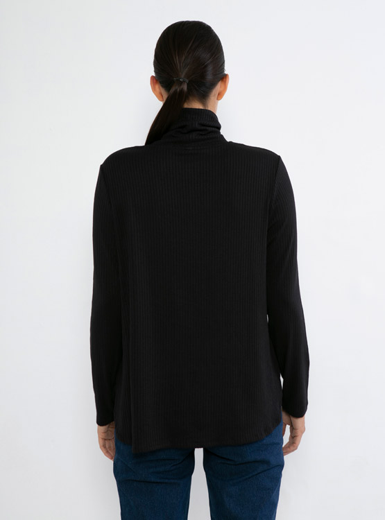POLERA AZIZ CUELLO ALTO COMFY - 3