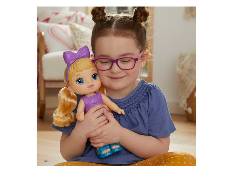 Ripley - MUÑECA BABY ALIVE SUDSY STYLING RUBIA