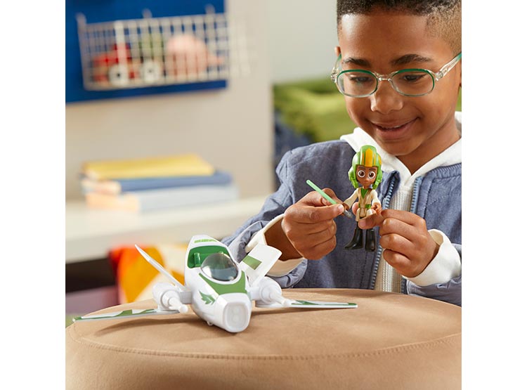 Star Wars Young Jedi Adventures - Spada Laser Elettronica Kai Brightstar, Giocattolo prescolare per Bambini e Bambine dai 3 Anni in su, Colore: Verde