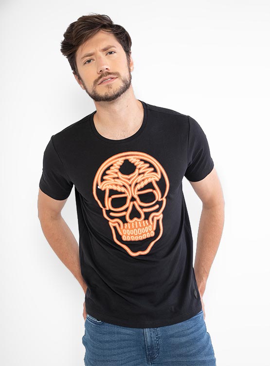 Camiseta Rusty Neal Hombre - Estampado Calavera, Algodón Suave, Corte Slim Fit
