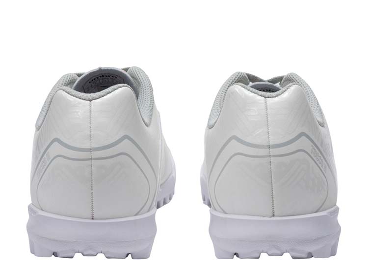 ZAPATILLA DE FUTBOL UMBRO TOCCO II LEAGUE TF - 5
