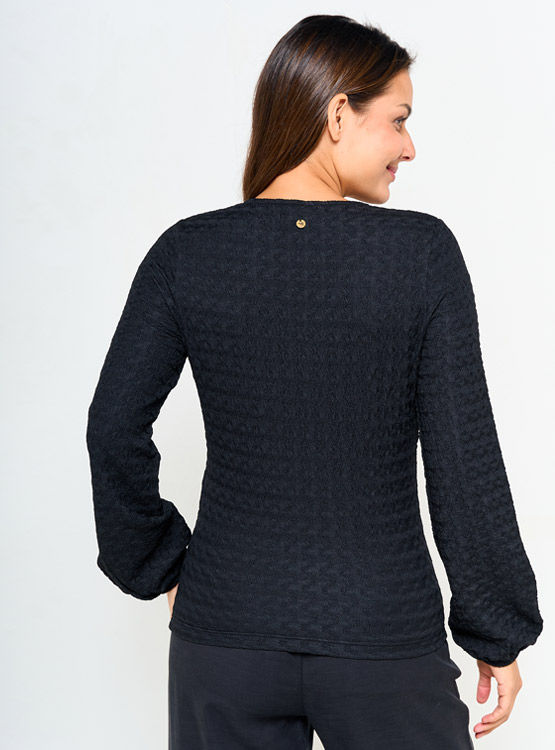 POLERA TATIENNE MANGA LARGA ABULLONADA - 2
