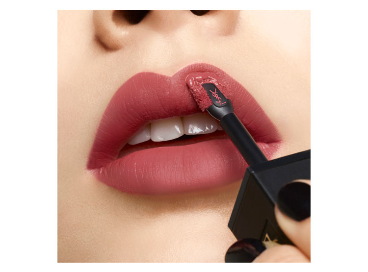 Ripley - LABIAL YVES SAINT LAURENT LÍQUIDO TATOUAGE COUTURE VELVET