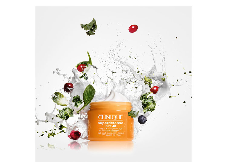 GEL ANTI EDAD CLINIQUE SUPERDEFENSE SPF 40 FATIGUE + 1ST SIGNS OF AGE PARA TODO TIPO DE PIEL 50ML - 2