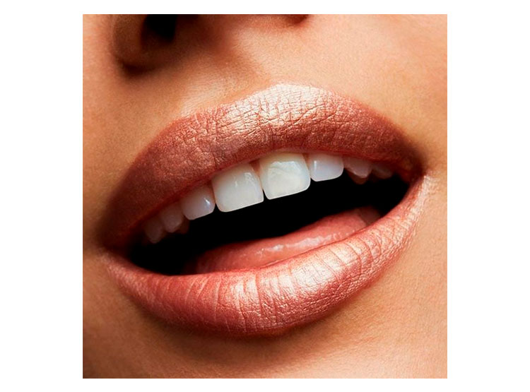 LABIAL MAC FROST LIPSTICK - 3