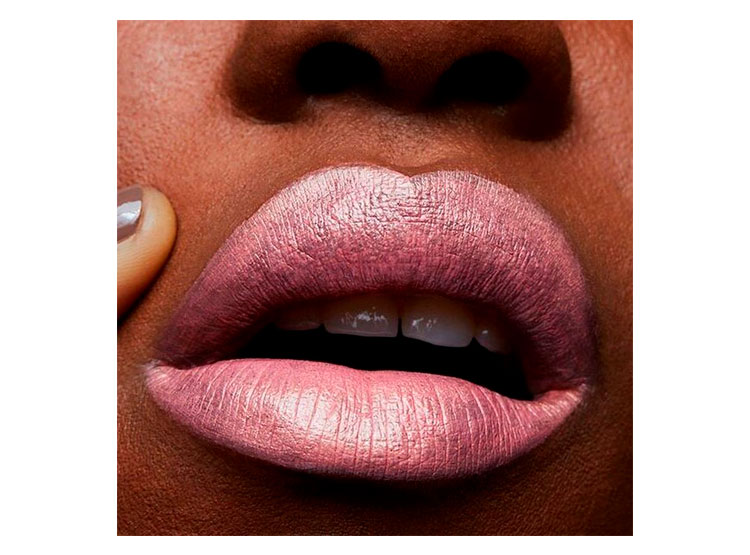 LABIAL MAC FROST LIPSTICK - 4