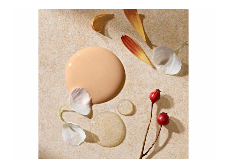 BASE DE MAQUILLAJE ESTÉE LAUDER FUTURIST SKINTINT SERUM SPF 20 30 ML - 3
