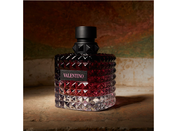 Valentino Born In Roma 50 Ml simple.ripley.cl