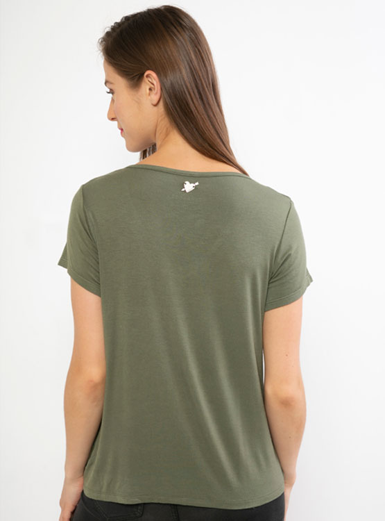 POLERA BARBADOS ESCOTE EN V CON PIEZA MACRAME - 3