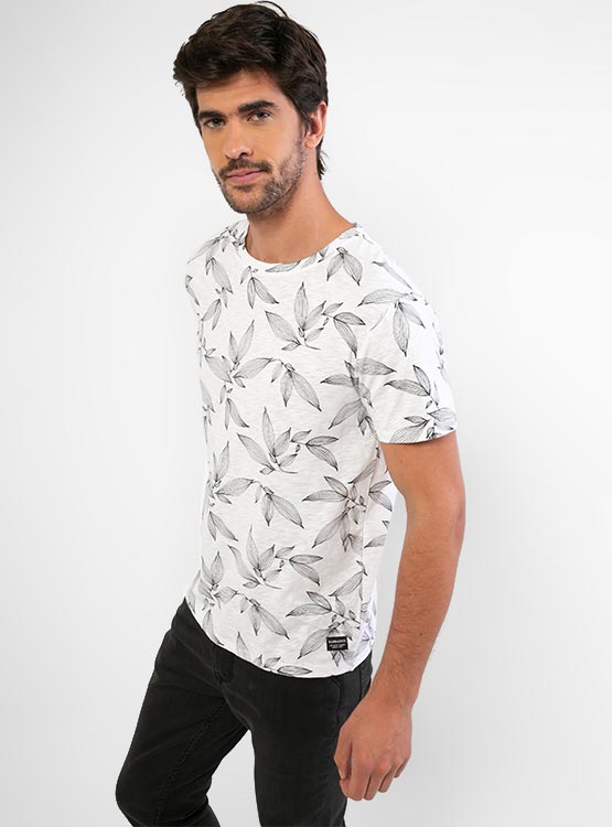 POLERA BARBADOS FULL PRINT CALCE REGULAR CUELLO REDONDO MANGA CORTA - 3