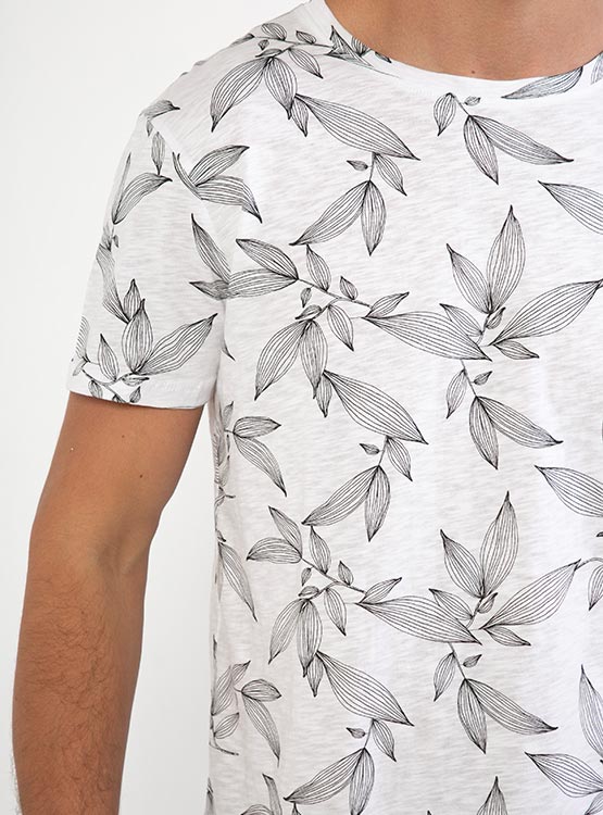 POLERA BARBADOS FULL PRINT CALCE REGULAR CUELLO REDONDO MANGA CORTA - 4