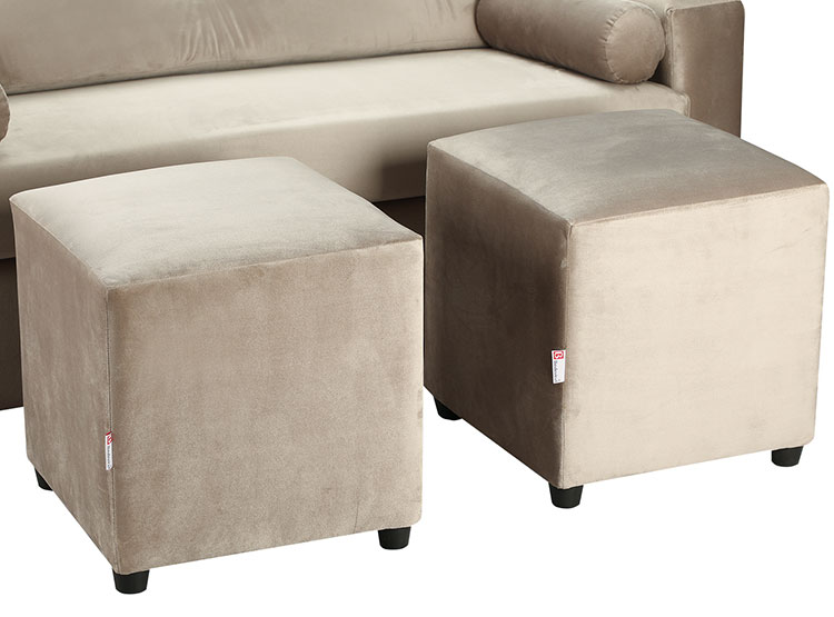 SET DE MUEBLES BODEVIR SOFÁ VIVO 3 CUERPOS FELPA + POUFS - 3