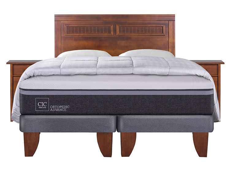 CAMA EUROPEA ORTOPEDIC ADVANCE KING ALMOHADAS + PLUMÓN + RESPALDO + VELADOR - 1