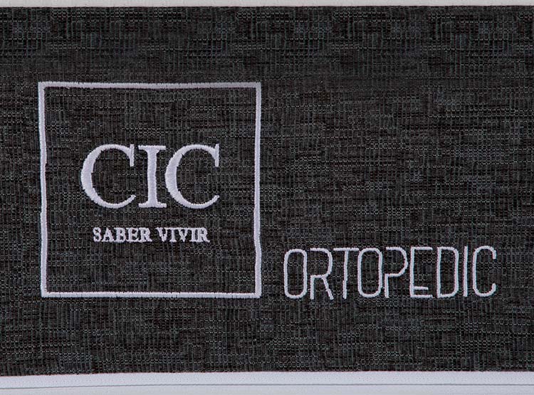 JUEGO DE DORMITORIO CIC CAMA EUROPEA TORINO ORTOPEDIC BN 2 PLAZAS + SET GRIS - 6
