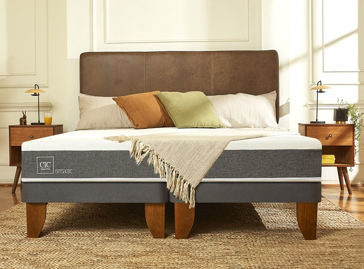 JUEGO DE DORMITORIO CIC CAMA EUROPEA MUNICH ORTOPEDIC BN 2 PLAZAS + RESPALDO GRIS - 8