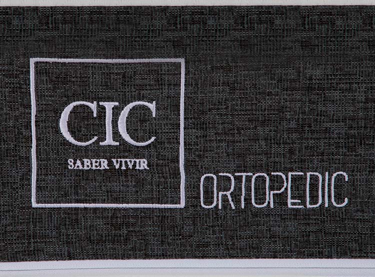 JUEGO DE DORMITORIO CIC CAMA EUROPEA ORTOPEDIC KING + RESPALDO VILLARRICA GRIS - 5