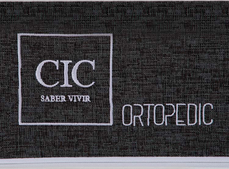 JUEGO DE DORMITORIO CIC CAMA EUROPEA ORTOPEDIC BN 2 PLAZAS + RESPALDO VILLARRICA MOSTAZA - 6
