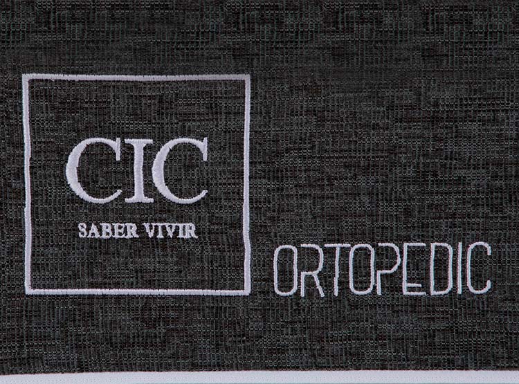 JUEGO DE DORMITORIO CIC CAMA EUROPEA ORTOPEDIC 1.5 PLAZAS + RESPALDO VILLARRICA OLIVO - 7