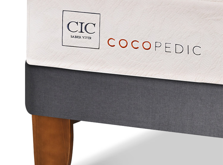 JUEGO DE DORMITORIO CIC CAMA EUROPEA COCOPEDIC KING + RESPALDO MILAN NEGRO - 5