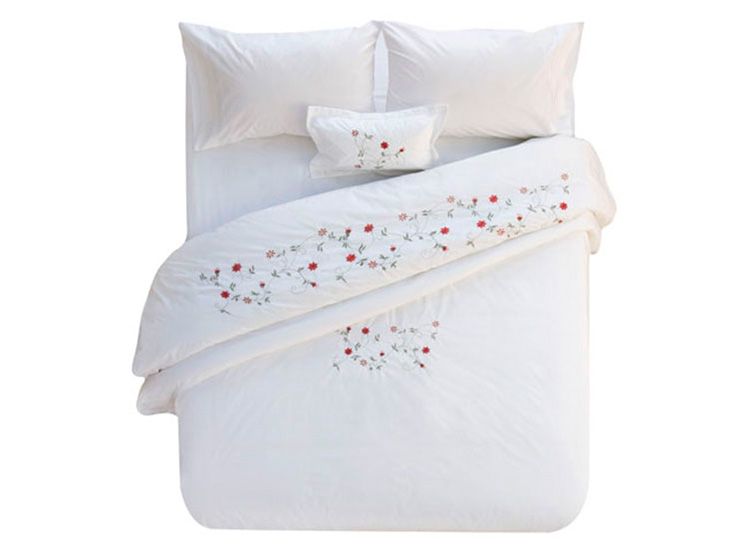 CUBREPLUMON NINA HERRERA KING BORDADO FLORENCIA - 1