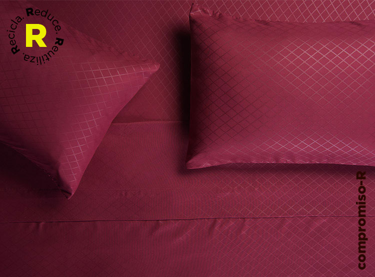 JUEGO DE SABANAS RIPLEY HOME 1 PL EMBOSSED STRIPE GUINDA