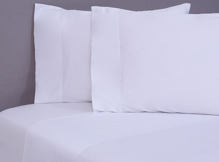 JUEGO DE SABANAS FABRICS LISO BLANCO 300 HILOS KING - 1