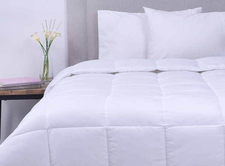 PLUMÓN FABRICS SÚPER KING MICROFIBRA MICROGEL BLANCO LISO - 1