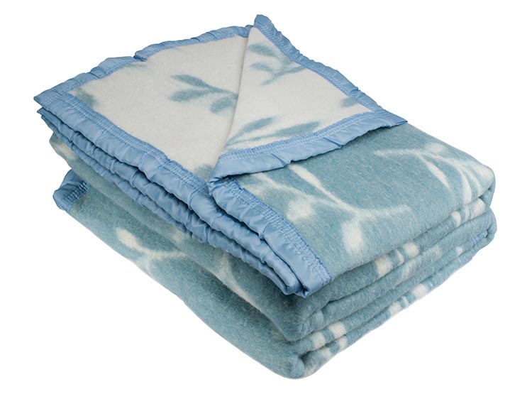 FRAZADA ANDES RAMA JACQUARD 2 PLAZAS 210 X 200 CM CELESTE - 1