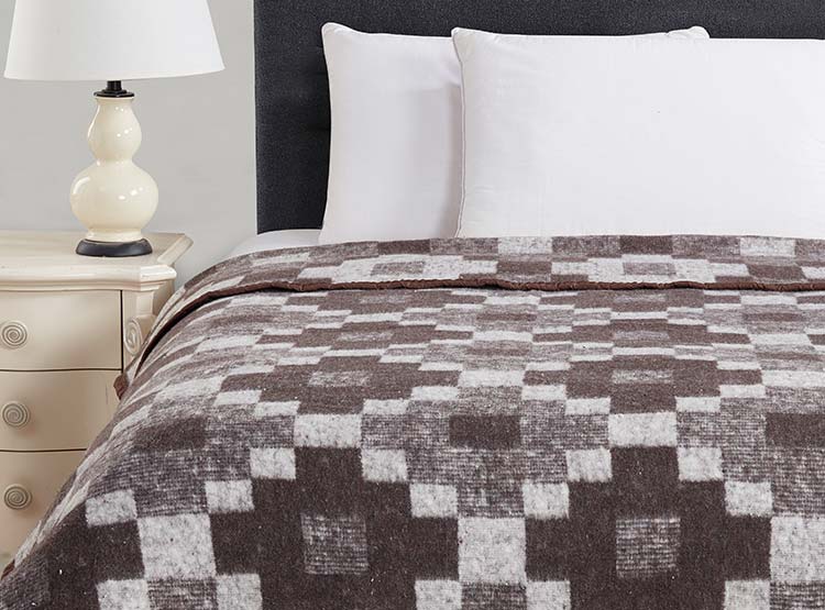 FRAZADA ILLUSIONS JACQUARD CAFE 2 PL - 1