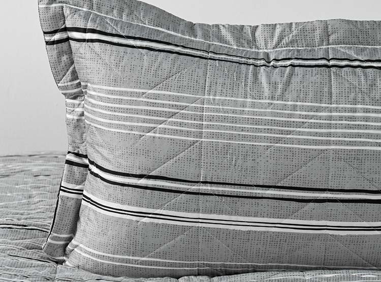 CUBRECAMA QUILT AMERICAN FAMILY 1.5 PLAZAS MICROFIBRA MULTICOLOR ESTAMPADO ONIX - 4