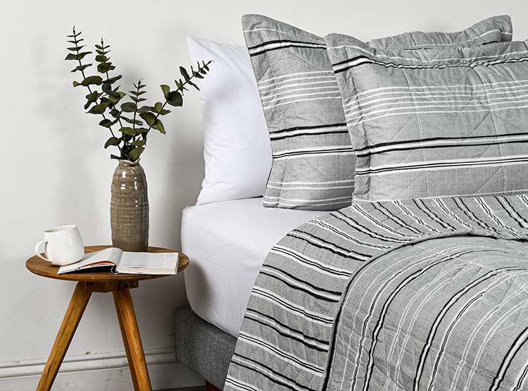 CUBRECAMA QUILT AMERICAN FAMILY KING MICROFIBRA MULTICOLOR ESTAMPADO ONIX - 2