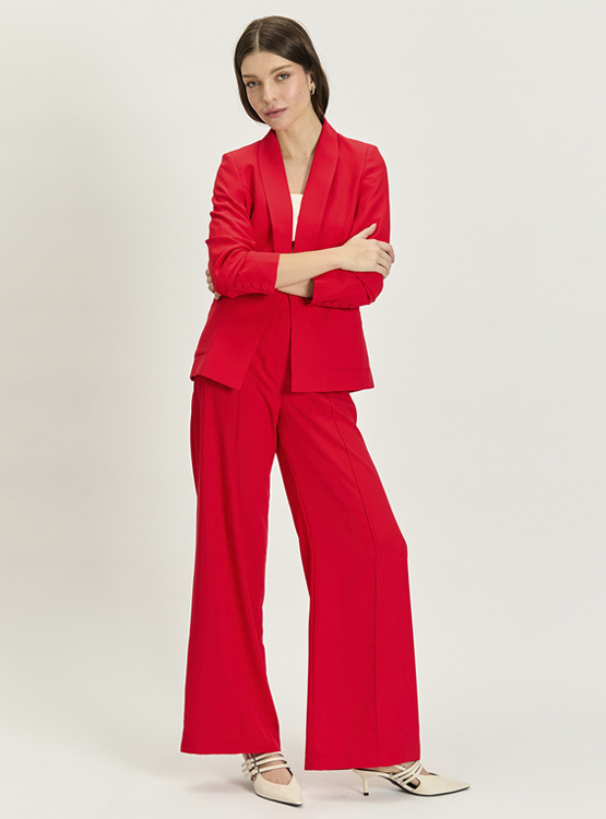 BLAZER IO CON SOLAPA Y BOTONES FORRADOS