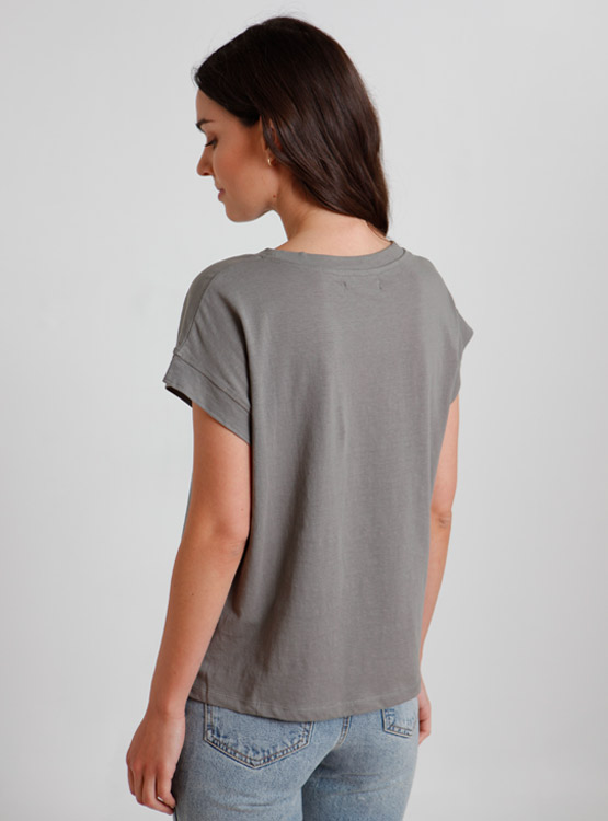 POLERA SFERA HOJA - 3