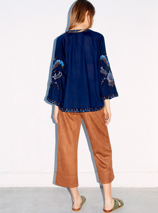 BLUSA SFERA KIMONO AMPLIO BORDADO - 2