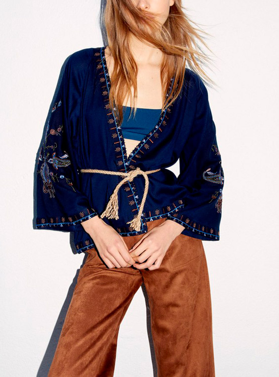BLUSA SFERA KIMONO AMPLIO BORDADO - 4