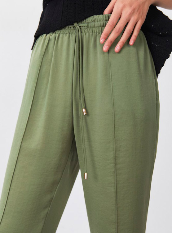 PANTALON SFERA LISO FLUIDO CIERRE DE CORDONES - 4