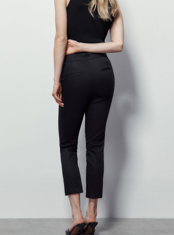 PANTALÓN MUJER SFERA CAPRI CON HEBILLA - 3