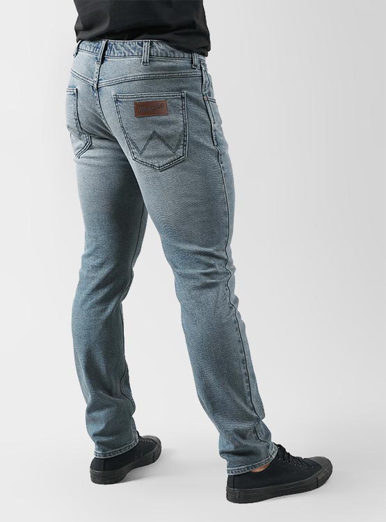 JEAN WRANGLER LARSTON SLIM Rouge Détail - Taille 39W/34L - Coupe Slim Moderne - Neuf Avec étiquettes